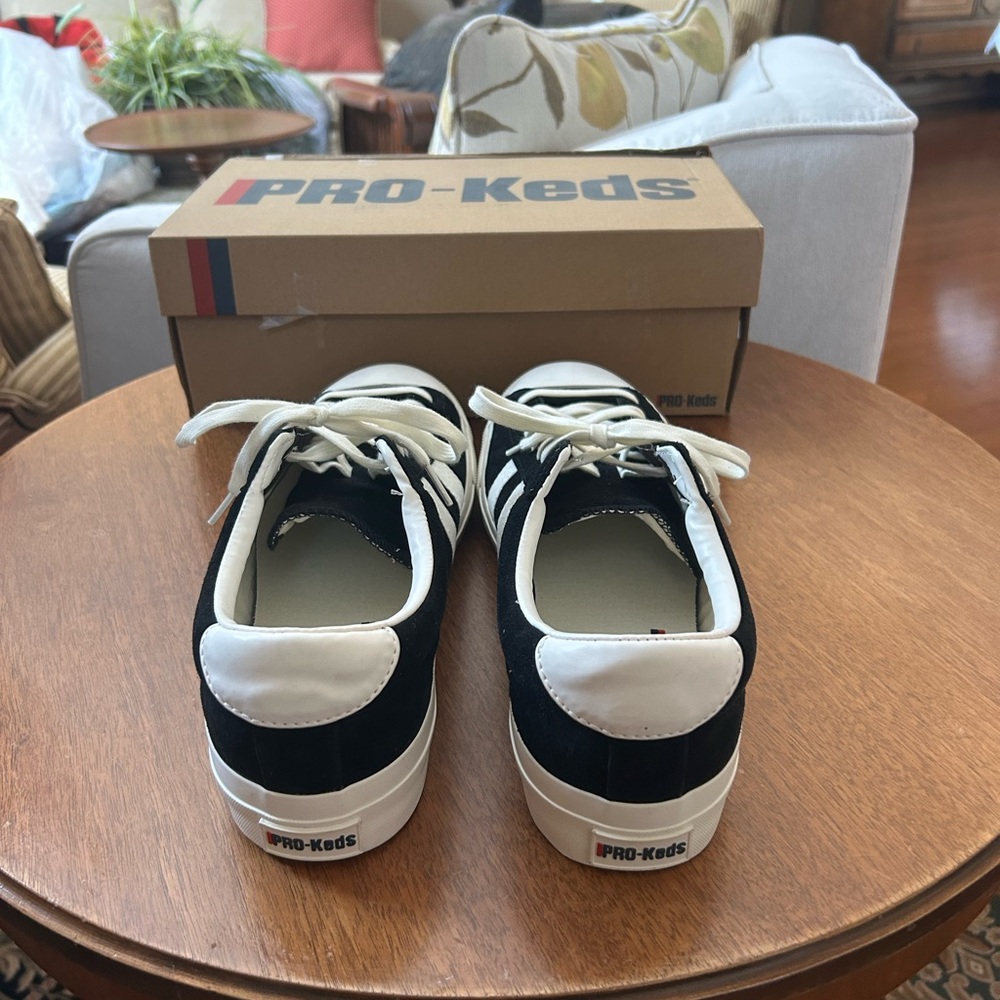 Pro-Keds Sneakers - Picture 4 of 7